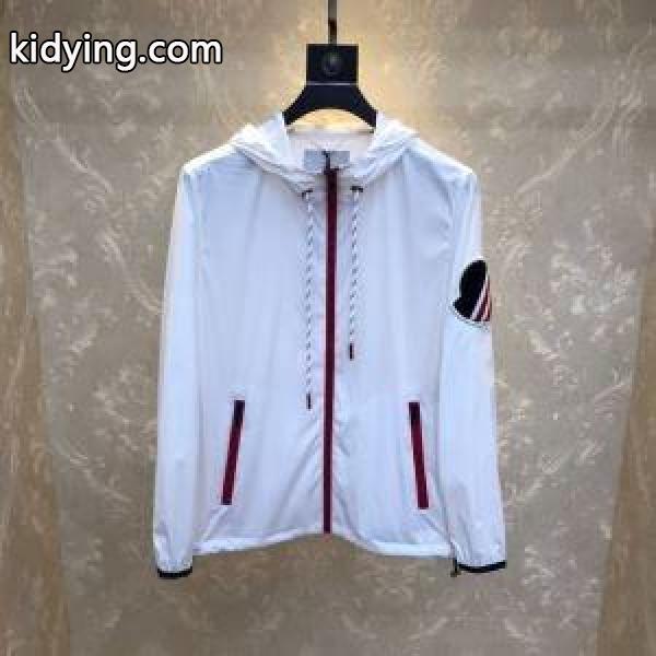 3色可選 コーデにアクセントをプラス モンクレール MONCLER 春夏にも楽しむすアイルに フード付きコート_モンクレール MONCLER_ブランド コピー 激安(日本最大級)-1