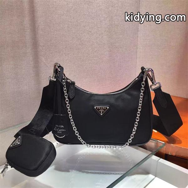 PRADA コピー Re-Edition 2005 ナイロンショルダーバッグ シルバーチェーン付き ブラック-0