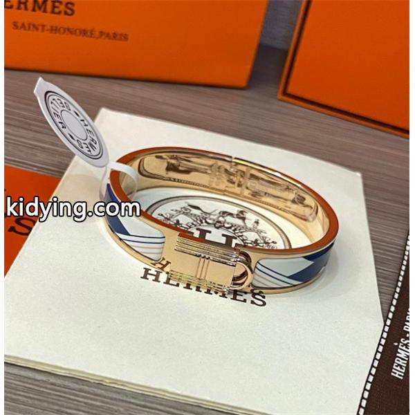 日々のスタイリングの幅をもっと広げる ブレスレット エルメス HERMES 一気にトレンド感が出す_ブランド コピー 激安(日本最大級)-0