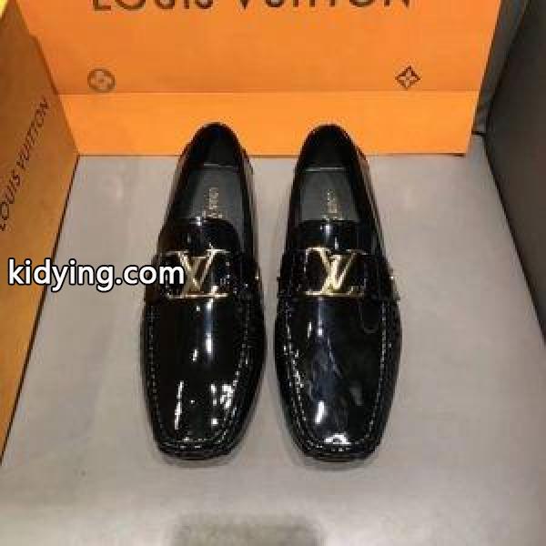 数量限定販売 LOUIS VUITTON ルイ ヴィトン 人気爆発新作登場 2色可選 カジュアルシューズ_ルイ ヴィトン LOUIS VUITTON_ブランド コピー 激安(日本最大級)-1
