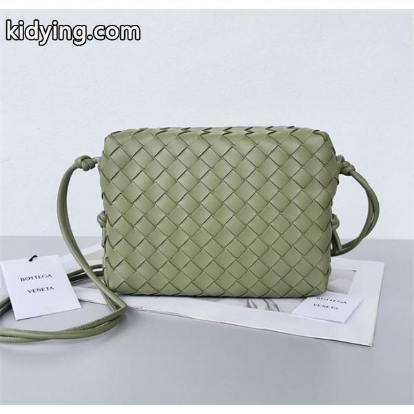 無骨な印象を生み出す BOTTEGA VENETA ボッテガ ヴェネタ ショルダーバッグスーパーコピー大容量サイズ_ブランド激安通販 専門店-0
