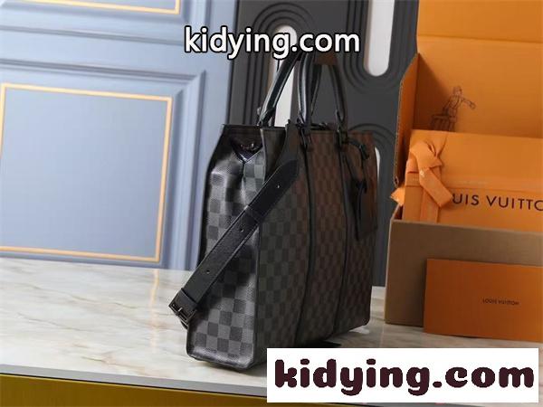 モダン ハンドバッグ メンズビジネス用 ルイヴィトン コピー 大容量 収納力抜群 上品仕上げ LOUIS VUITTON-1