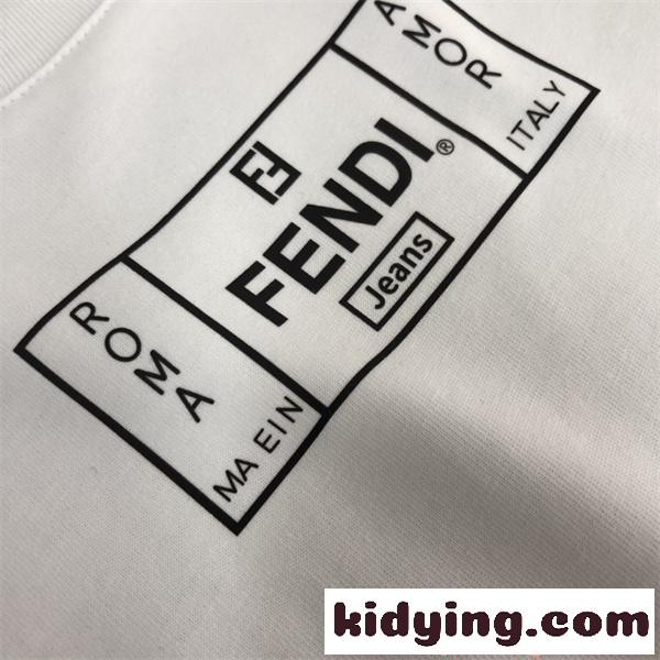 FENDI 洗練 スクエアロゴ フェンディ コピー ホワイト 半袖 Tシャツ ミニマル シンプル きれいめ-4