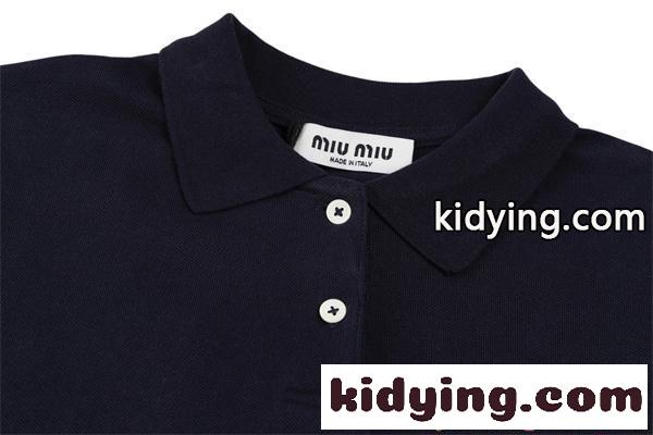 洗練 MIUMIU ワンポイントロゴ ネイビー ポロシャツ 半袖 ミュウミュウ コピー クラシック 上品-2