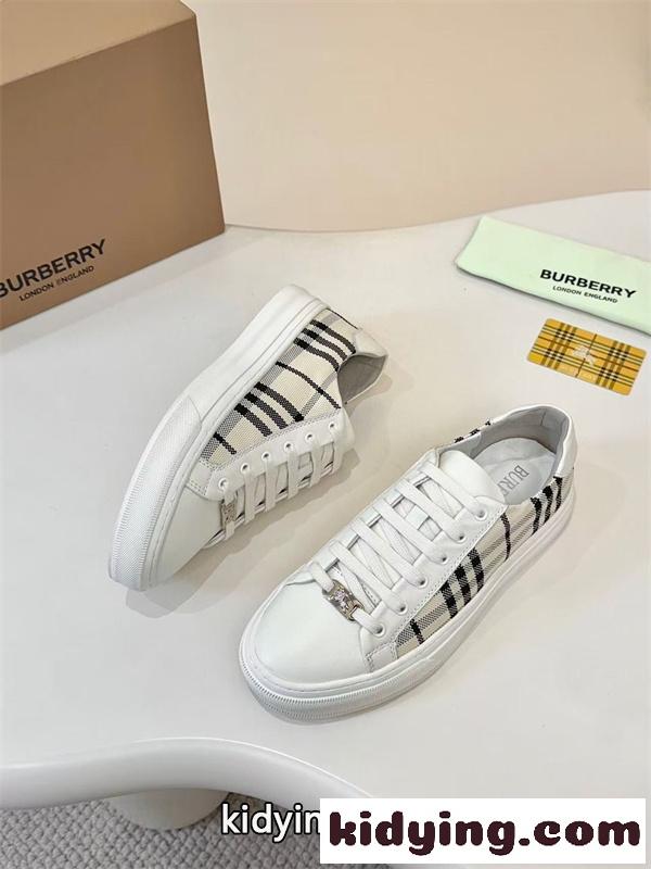 2026最大な魅力BURBERRY バーバリー スニーカー コピー 質が誇るファッションブランド激安通販 専門店-1
