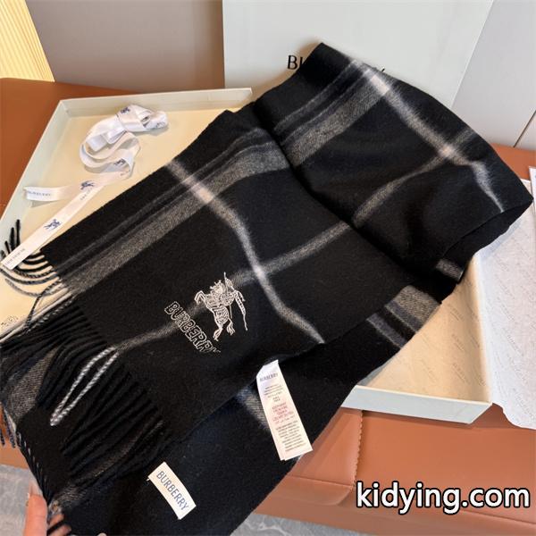 上品チェック柄 BURBERRY バーバリー コピー マフラー ブラック 冬コーデ定番-6
