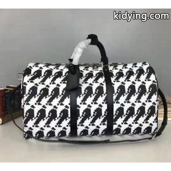 ルイ ヴィトン この秋冬に選びたいデザイン LOUIS VUITTON トレンドライクになりがちトレンドライクになりがち スーツケース2019秋冬の必需品_ルイ ヴィトン LOUIS VUITTON_ブランド コピー 激安(日本最大級)-0