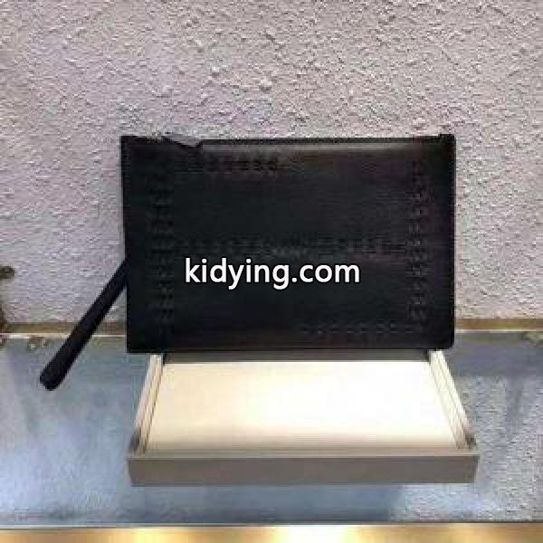 超激得新品 FENDI 特価高品質 ポーチ激安大特価 フェンディ 品質保証_フェンディ FENDI_ブランド コピー 激安(日本最大級)-0