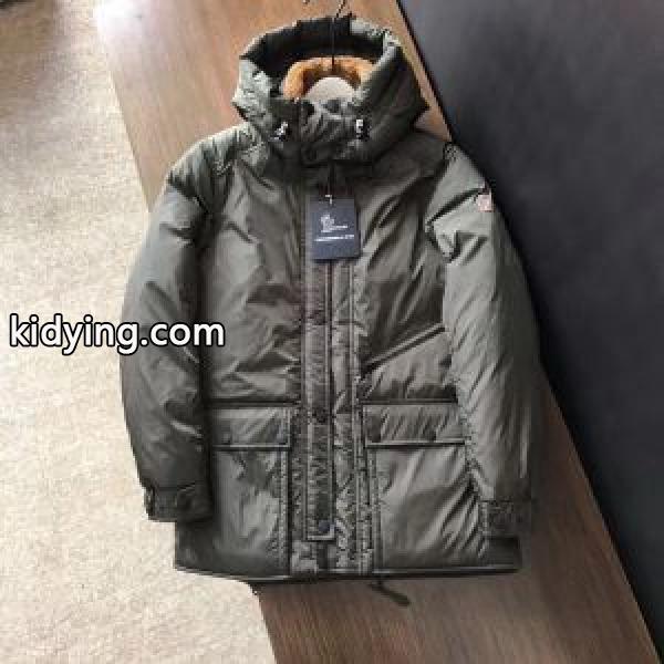 お得なレアアイテムが多数 非常に人気の高い MONCLER モンクレール ダウンジャケット_男性用ダウンジャケット_モンクレール特集_スーパーコピーブランド激安通販 専門店-0