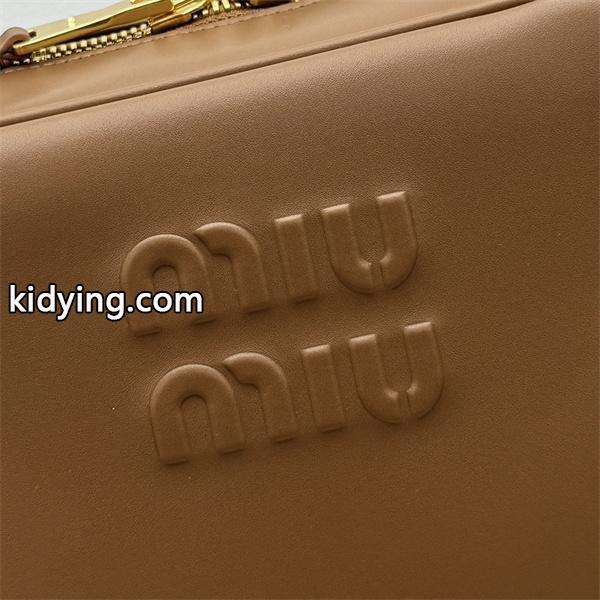 温もりキャメル 新作注目 シンプル上質 しっとりレザー ボックスバッグ MIUMIU ミュウミュウ コピー-4