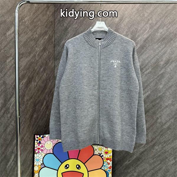 プラダ スーパーコピー ニットジップパーカー 柔らかい 上質 グレー 優良 N級品 PRADA-1