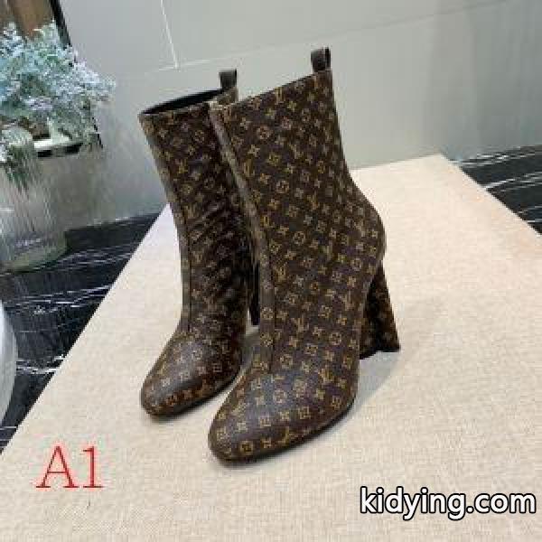 3色可選 ナチュラルコーデに使いやすい ルイ ヴィトン LOUIS VUITTON ふんわりまとって暖かお洒落 レザーブーツ ほっこりと温かみのある雰囲気に_ルイ ヴィトン LOUIS VUITTON_ブランド コピー 激安(日本最大級)-0