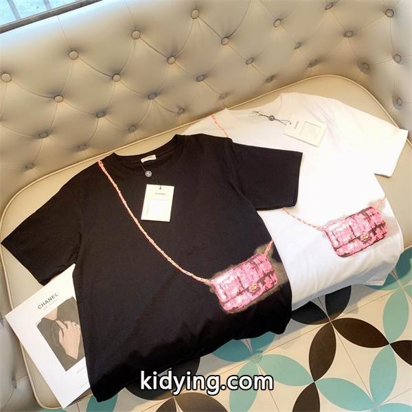 周りと差をつけるシャネ 服コピースーパーブランドコピーTシャツコピー男性服ブラック白透気性涼しげ簡潔-0