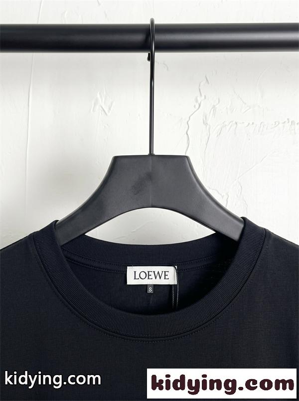 おしゃれ男子に選ばれる LOEWE ロエベ コピー 半袖トップス メンズ 立体刺繍 写真映えデザイン-3