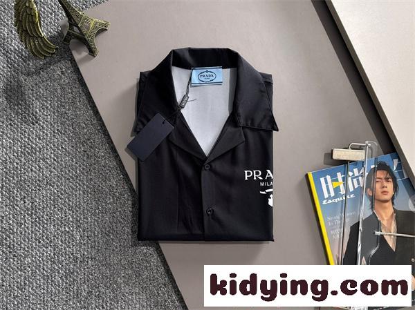 PRADA 激安 ブラック スーパーコピー 半袖シャツ ロゴデザイン 高級感 カジュアル プラダ シンプル カジュアル 男女兼用-2