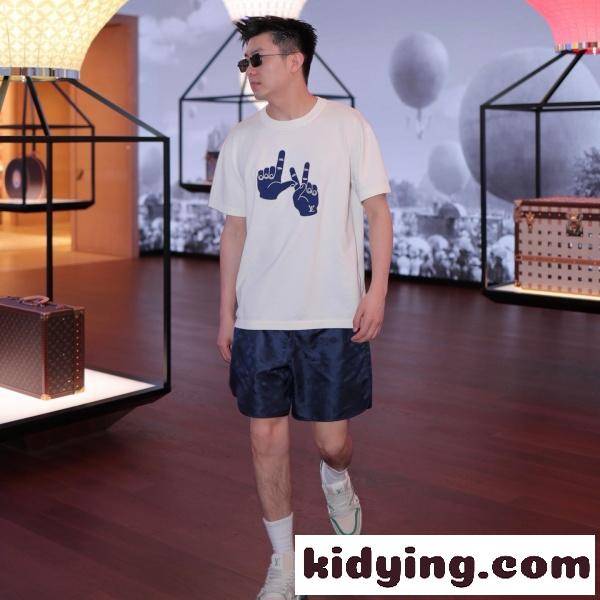LOUIS VUITTONコピー 2026新作 ハンドサイン刺繍ニットTシャツ 半袖 クルーネック カジュアル-13