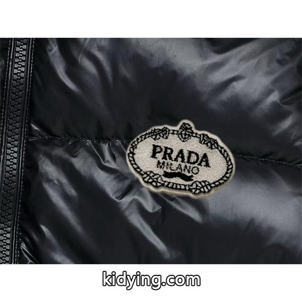 艶感ブラックシャイニーカラー 冬映え艶暖 2025秋冬定番 売れ筋 PRADA プラダ 偽物 ダウンジャケット-2