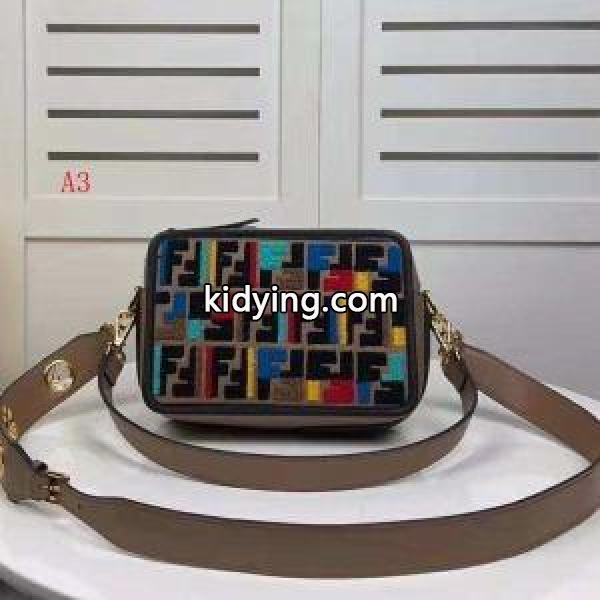 最高級品質 フェンディ FENDI 新品未使用 ショルダーバッグ お洒落アイテム 3色可選 絶対欲しい_フェンディ FENDI_ブランド コピー 激安(日本最大級)-2