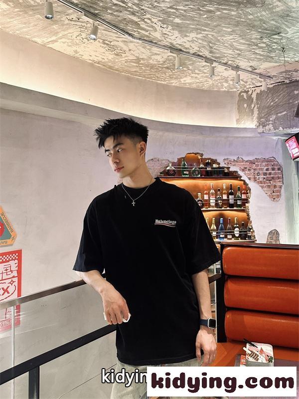 BALENCIAGA バレンシアガ スーパーコピー 売れ筋商品 2026新作 半袖Tシャツ オーバーサイズ モード-2