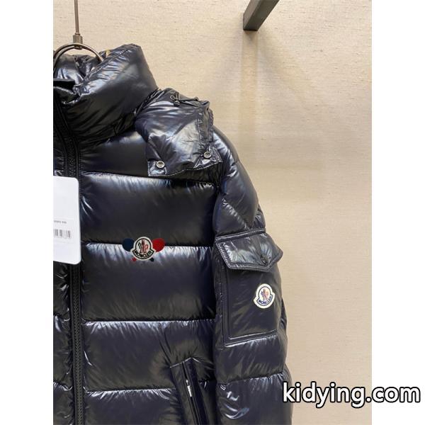 2025秋冬 ブラック MONCLER モンクレール コピー ダウンジャケット 高級感漂う 大人モード必須-1