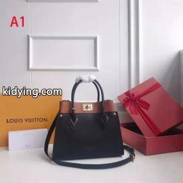 2019秋冬におすすめ着こなし ルイ ヴィトン LOUIS VUITTON ハンドバッグ 2色可選 秋冬ナチュラルコーデに大活躍_ルイ ヴィトン LOUIS VUITTON_ブランド コピー 激安(日本最大級)-0