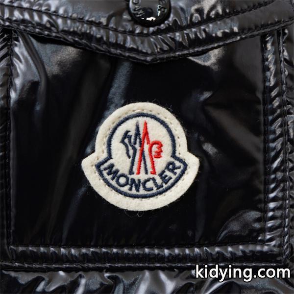 ブラック光沢感 シックデザイン MONCLER モンクレール コピー ダウンジャケット 秋冬コーデ-6