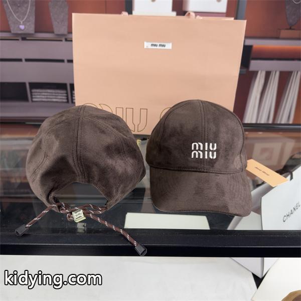 MIUMIU ミュウミュウ スーパーコピー 落ち着きカラー 大人仕様 起毛素材 キャップ 定番-2