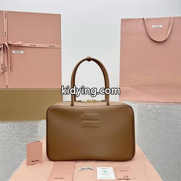温もりキャメル 新作注目 シンプル上質 しっとりレザー ボックスバッグ MIUMIU ミュウミュウ コピー-0