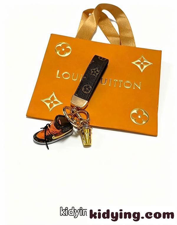 26SS新作登場ルイビトンキーホルダーコピーAnger Forestシリーズ人気LOUIS VUITTON-5