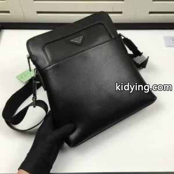 個性的なデザ 2017春夏 プラダ PRADA ショルダーバッグ 斜め掛けバッグ_プラダ メンズバッグ_バッグ メンズ_スーパーコピーブランド激安通販 専門店-0