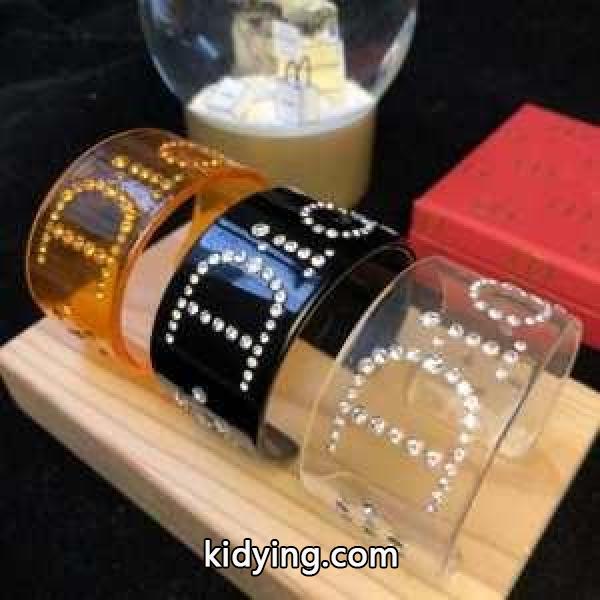 3色可選 冬ファッションの定番 ディオール DIOR 季節感溢れる秋らしいコーデ ブレスレット 簡単にトレンド感のある_ディオール DIOR_ブランド コピー 激安(日本最大級)-0