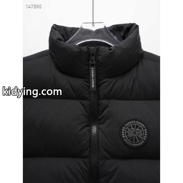 カナダグース Canada Goose 2025秋冬 ブラウンアウトドア映え ダウンベスト スーパーコピー-1
