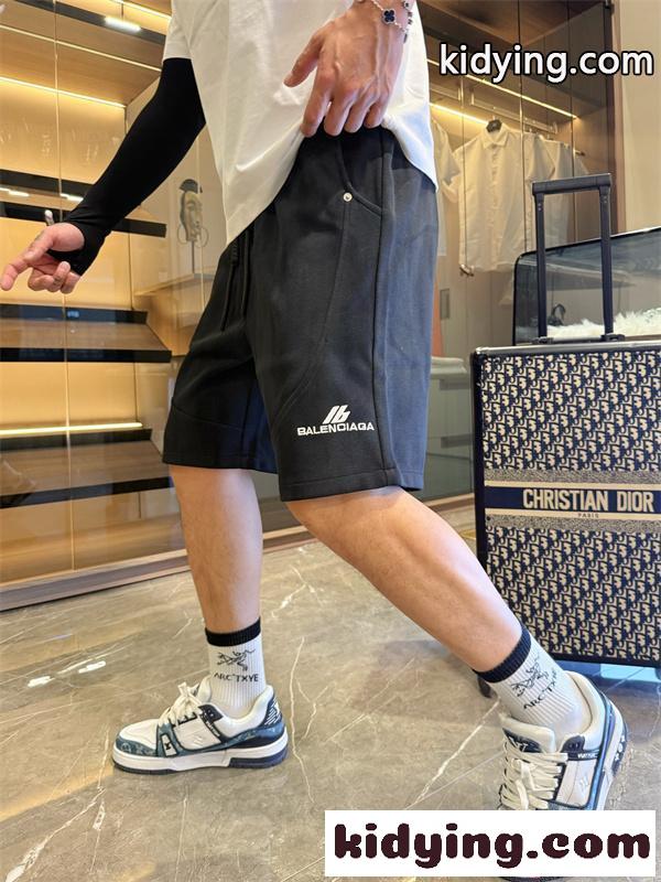ショートパンツ バレンシアガ コピー 上品 大人カジュアル シンプル 快適 デイリー使い BALENCIAGA-1