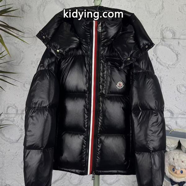 モンクレール MONCLER 偽物 ダウンジャケットトリコロールジップが映える 2025秋冬注目 光沢ブラック-0