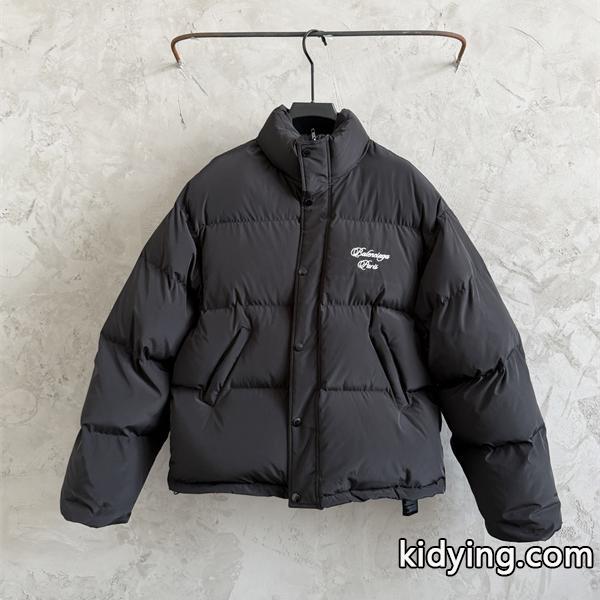 BALENCIAGA バレンシアガ コピー 注目度抜群 インパクト系 2026新作 ダウンジャケット-0