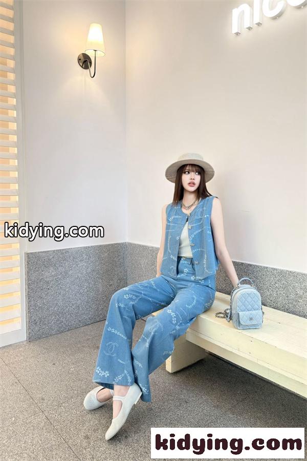 ランキング急上昇 上質エレガントスタイル CHANEL シャネル コピー ワンピース セレブ風コーデ 人気アイテム-1