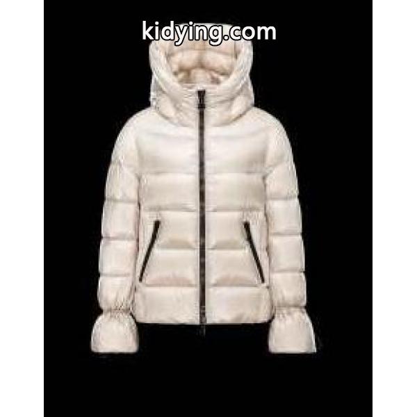 上品な雰囲気漂い　 2015秋冬 MONCLER モンクレール 格安　ダウンジャケット_女性用ダウンジャケット_モンクレール特集_スーパーコピーブランド激安通販 専門店-0
