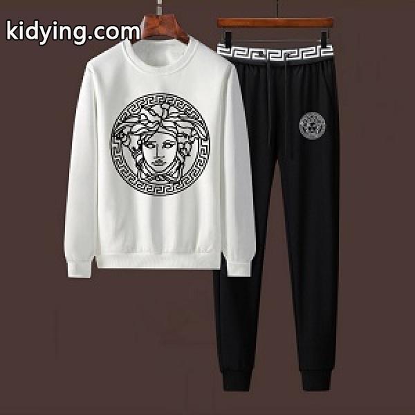 派手になり過ぎない感じVERSACE ヴェルサーチコピーセットアップメンズ 大人のラグジュアリー感を演出-0