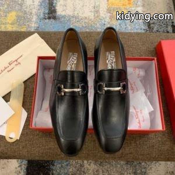 2019春夏に人気のトレンド新作 サルヴァトーレフェラガモ 人気ブランド春夏の新作が続々登場 FERRAGAMO ビジネスシューズ_フェラガモ FERRAGAMO_ブランド コピー 激安(日本最大級)-0