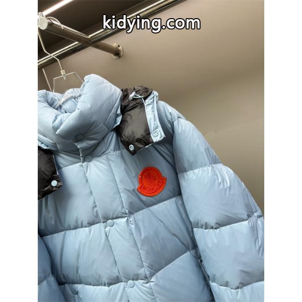 ライトブルーフードが映える 2025冬注目 極暖ボリューム モンクレール MONCLER スーパー コピー ダウンジャケット-3