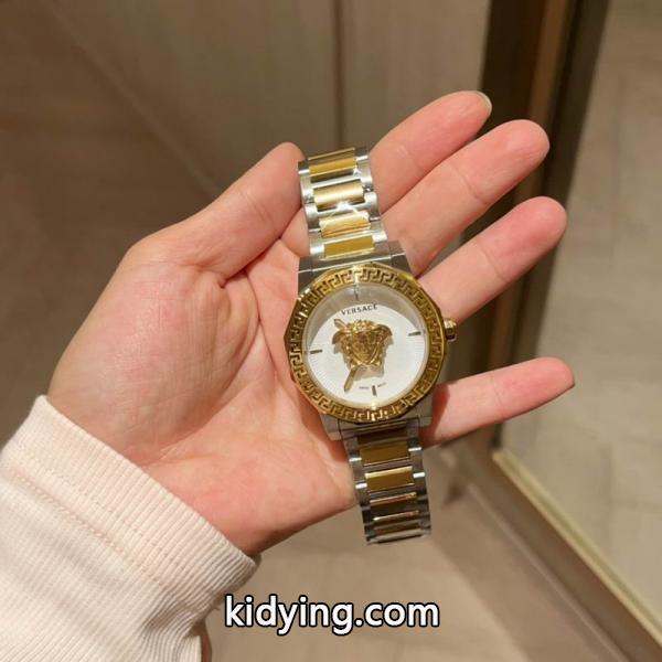 最安値に挑戦するVersace　ヴェルサーチ腕時計_ コピー 激安(日本最大級)38㎜-4