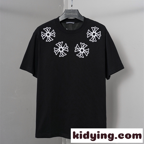 激安 刺繍Tシャツ クロムハーツ コピー CHROME HEARTS クロス刺繍 ブラック ホワイト 半袖 ビッグシルエット ストリート系 ユニセックス フラワークロス バックデザイン 高見え 夏コーデ-0