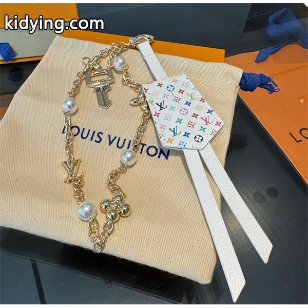 日々のコーデをトレンドに LOUIS VUITTON 軽やかなトレンドに合う ルイ ヴィトンキーホルダーブランド コピー 激安(日本最大級)-4