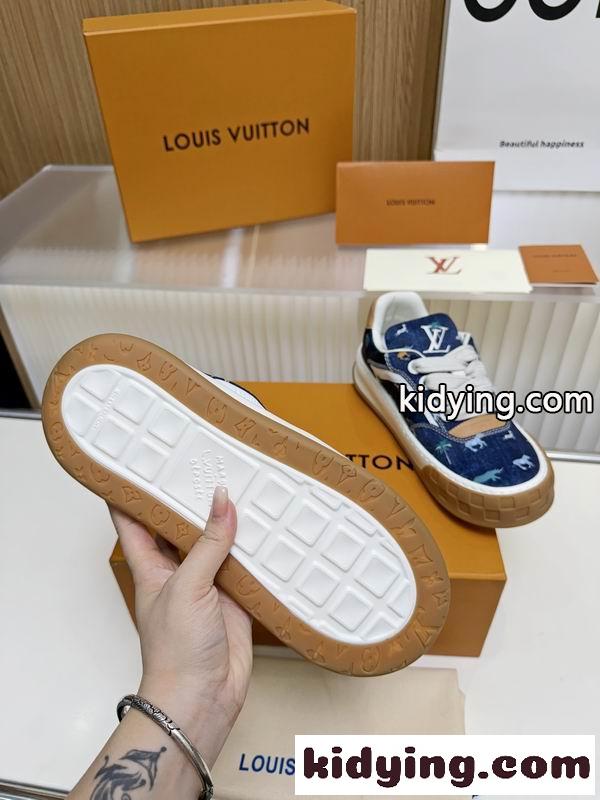 2026人気ランキング☆☆ルイヴィトンスニーカーコピー快適LOUIS VUITTON エレガント新作-6
