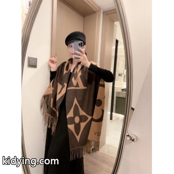ブラック 2025秋冬推奨・魅力クラシック LOUIS VUITTON ルイヴィトン スーパーコピー マフラー-6
