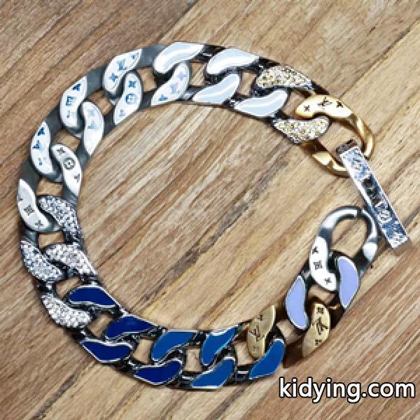 LOUIS VUITTON Chain Links Patches ヴィトン偽物ブレスレット 高いクオリティを誇る オンナ度がUPする-0
