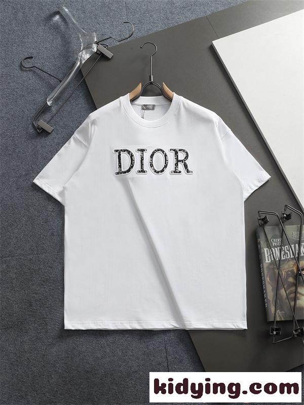 話題沸騰 ブラック 高級感演出 モードカジュアル 半袖Tシャツ DIOR ディオール コピー-1