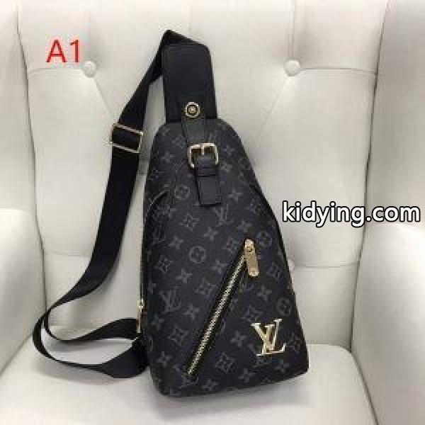 絶対にお手に入れるモデル新作 ルイヴィトン バッグ メンズ モノグラム ショルダーバッグ Louis Vuitton ファッション 3色可選-0