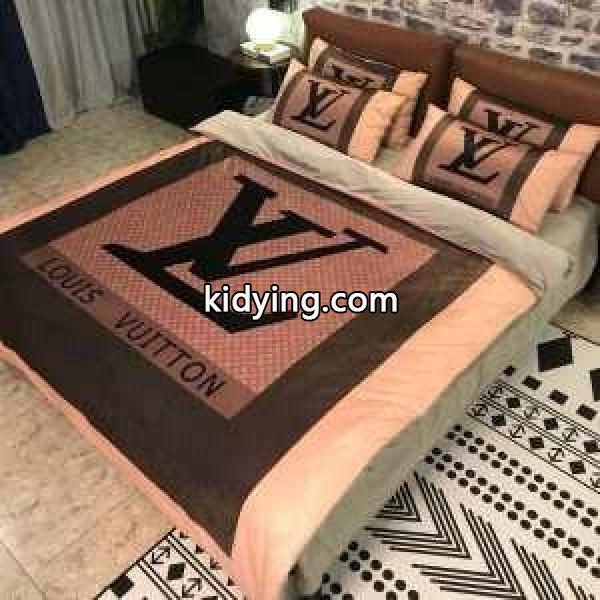 2019年秋冬最新のトレンド 冬で可愛くて楽チンな人気アイテム ルイ ヴィトン LOUIS VUITTON 寝具4点セット_ルイ ヴィトン LOUIS VUITTON_ブランド コピー 激安(日本最大級)-0