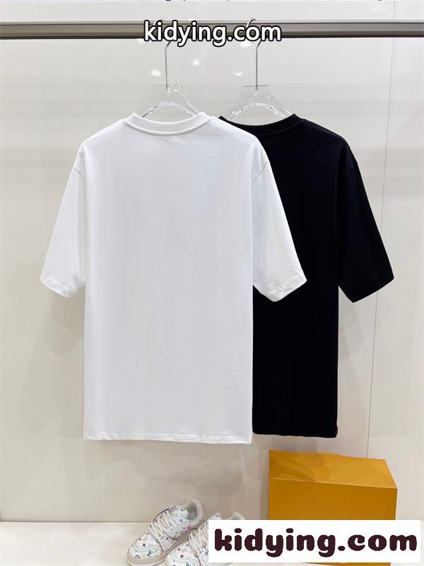 新着 ホワイト ロゴプリント CELINE セリーヌ コピー シンプル 軽やか 半袖Tシャツ-8